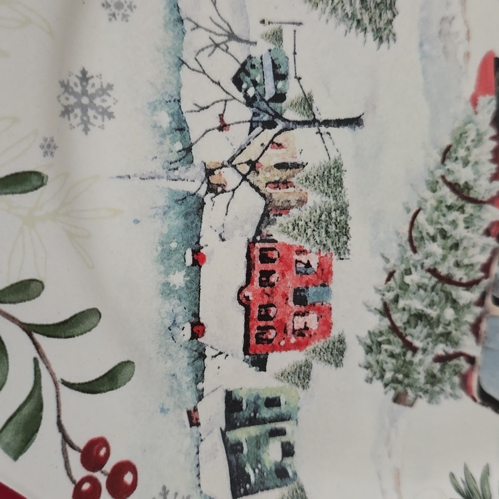Set of 4 Better Homes and Garden Festive Holiday Plates - Picture 8 of 16